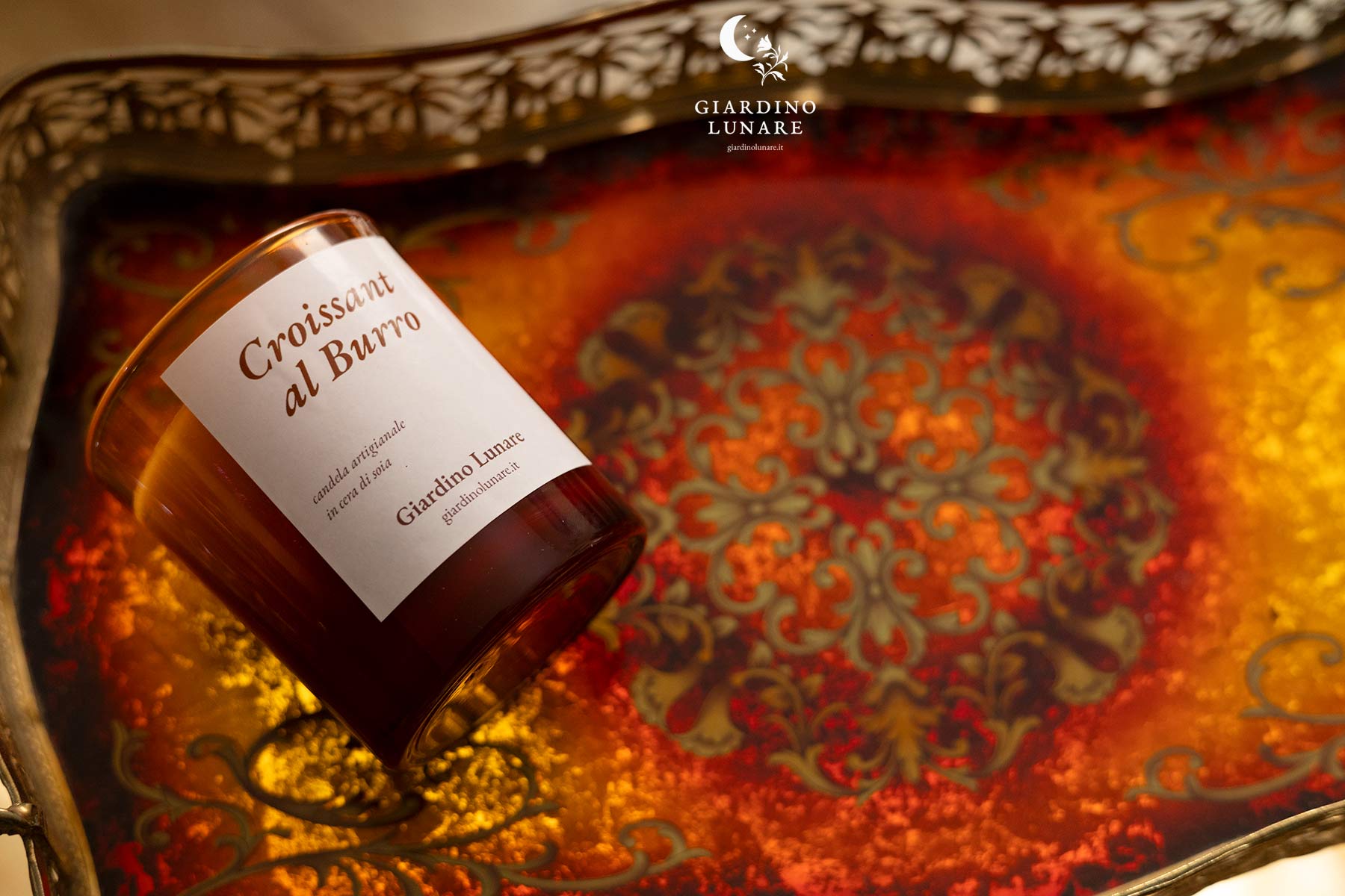 Candela artigianale profumata croissant al burro in cera di soia naturale vegan, Giardino Lunare

