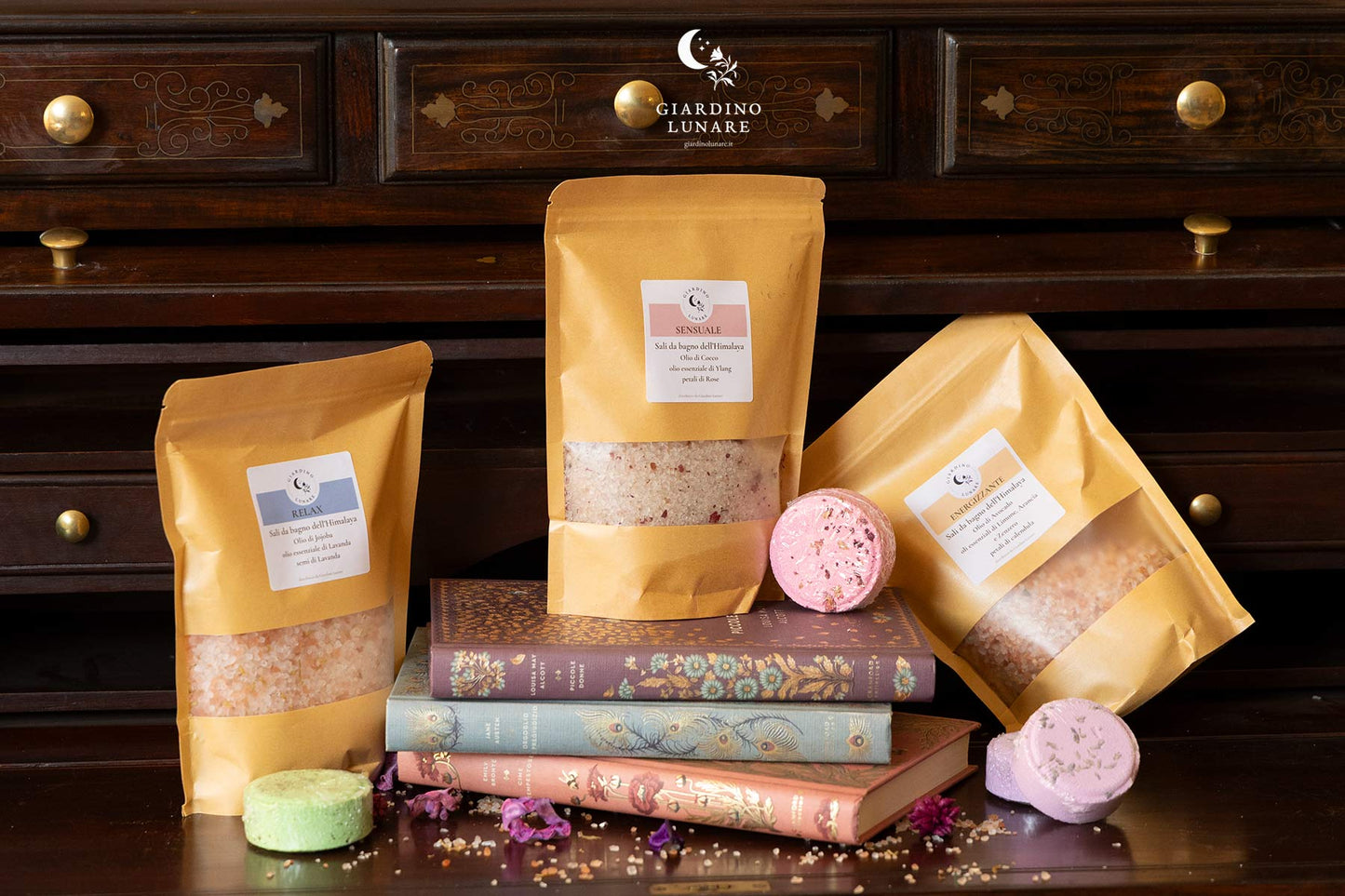 Sali da bagno dell'Himalaya con oli essenziali naturali in busta kraft, aromaterapia e relax, Giardino Lunare